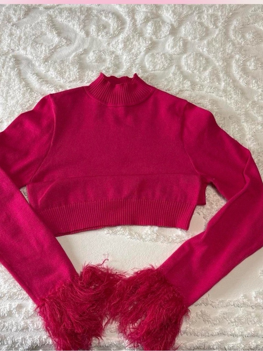 Dillards Women's Fuchsia Feather-Cuff Cropped Sweater